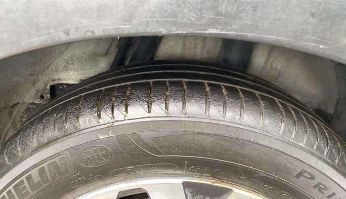 2017 Honda WR-V 1.2L I-VTEC VX MT, Petrol, Manual, 94,989 km, Right Front Tyre Tread