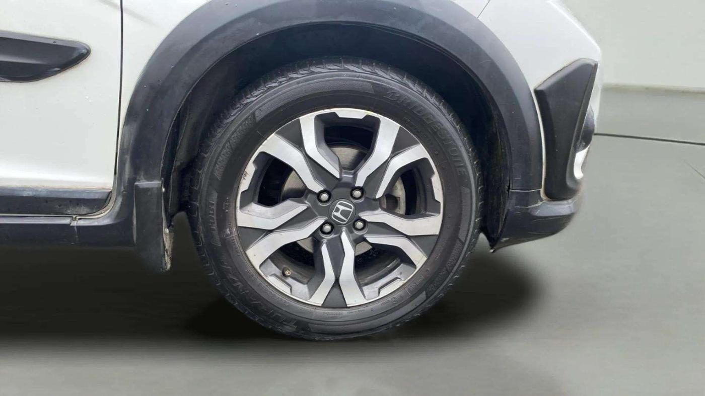 2017 Honda WR-V 1.2L I-VTEC VX MT, Petrol, Manual, 94,989 km, Right Front Wheel
