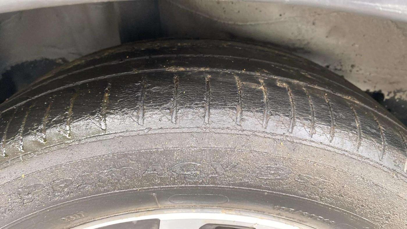 2017 Honda WR-V 1.2L I-VTEC VX MT, Petrol, Manual, 94,989 km, Right Rear Tyre Tread