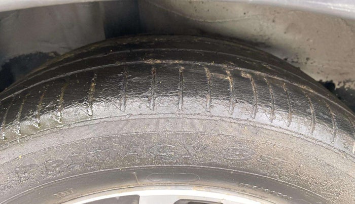 2017 Honda WR-V 1.2L I-VTEC VX MT, Petrol, Manual, 94,989 km, Right Rear Tyre Tread