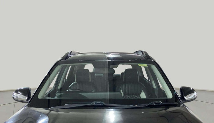 2023 KIA SONET HTX 1.5 DIESEL IMT, Diesel, Manual, 25,439 km, Front Windshield
