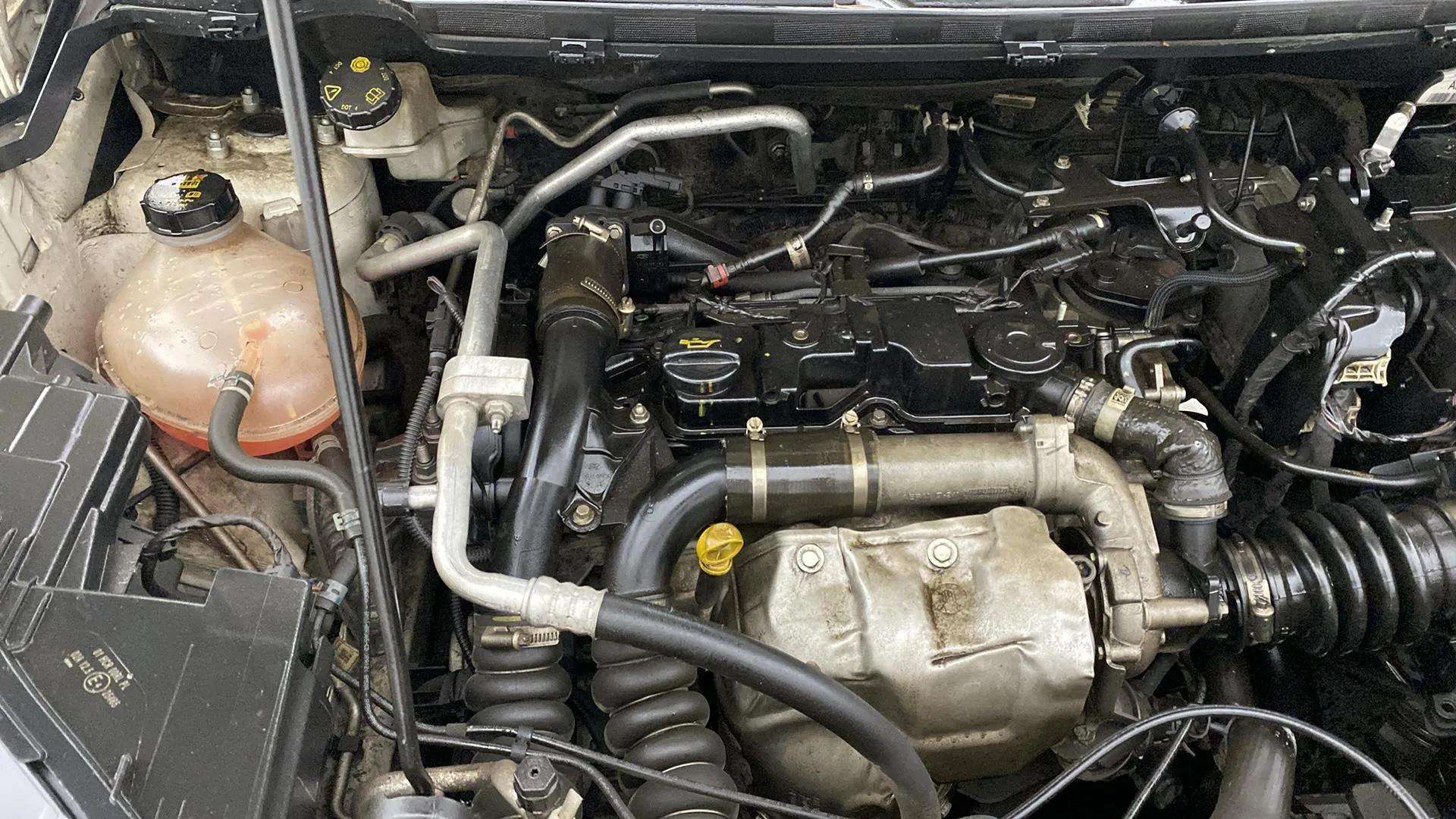 Engine-Right-Aligned--11