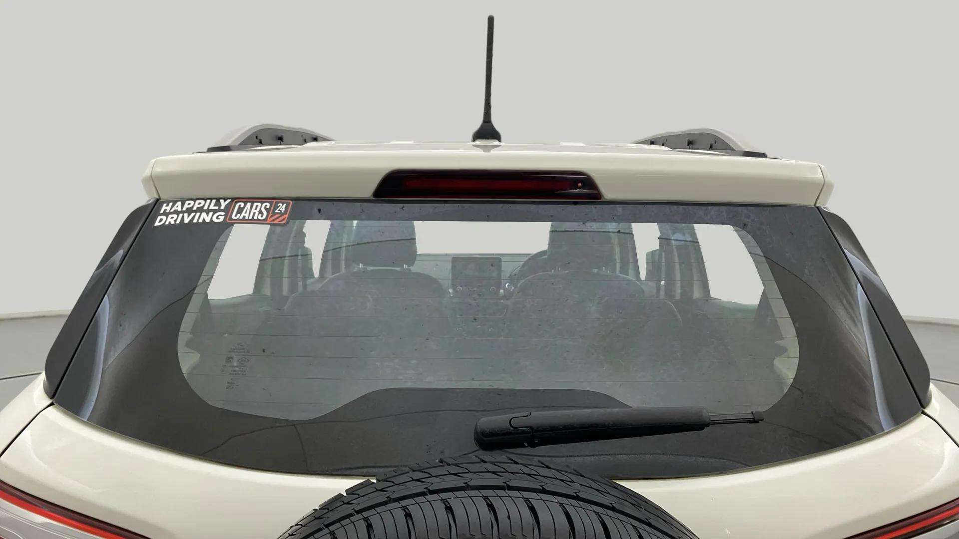Rear-Windshield---Roof-25
