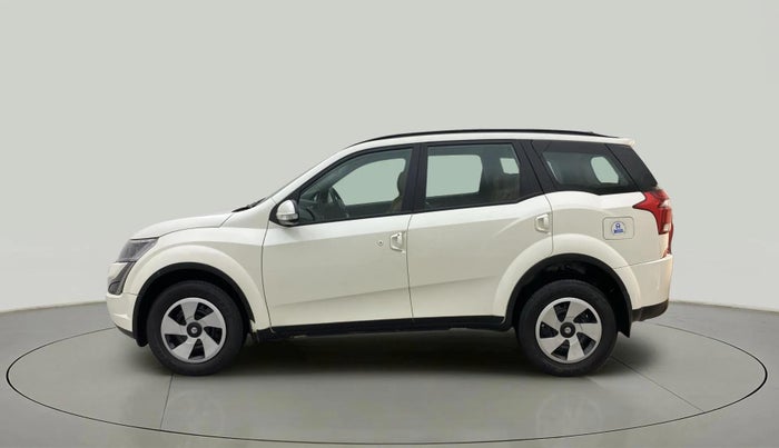 2021 Mahindra XUV500 W7, Diesel, Manual, 55,175 km, Left Side