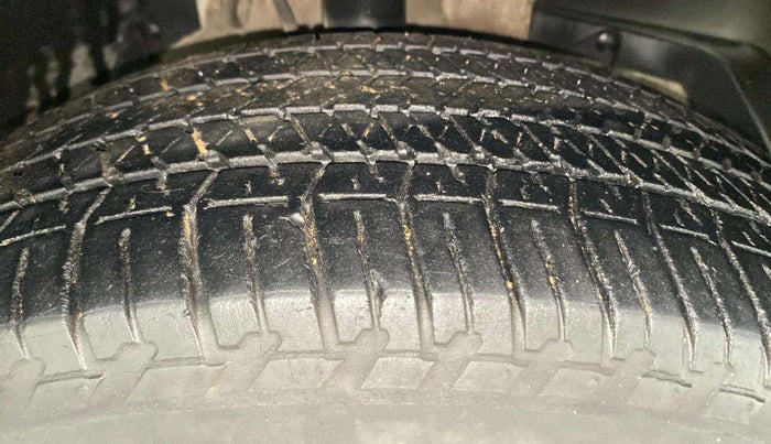 2021 Mahindra XUV500 W7, Diesel, Manual, 55,175 km, Right Front Tyre Tread