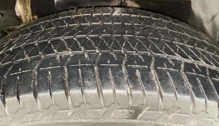 2021 Mahindra XUV500 W7, Diesel, Manual, 55,175 km, Right Rear Tyre Tread