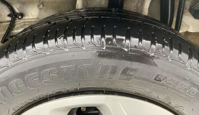 2022 Tata Tiago XT CNG, CNG, Manual, 64,657 km, Left Rear Tyre Tread