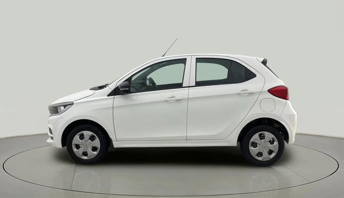 2022 Tata Tiago XT CNG, CNG, Manual, 64,657 km, Left Side