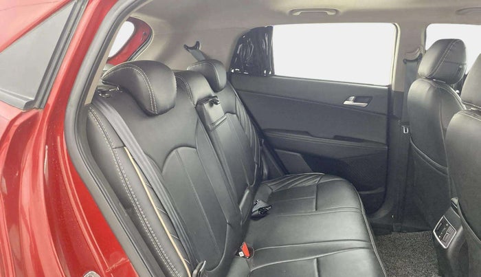 2018 Hyundai Creta SX (O) 1.6 PETROL, Petrol, Manual, 25,569 km, Right Side Rear Door Cabin