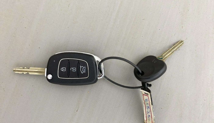 2020 Hyundai Elite i20 SPORTZ PLUS 1.2, Petrol, Manual, 41,886 km, Key Close Up