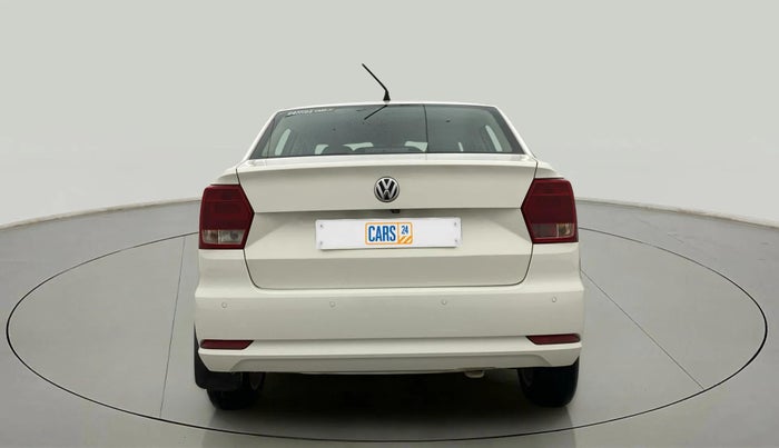 2016 Volkswagen Ameo HIGHLINE1.2L, Petrol, Manual, 85,479 km, Back/Rear