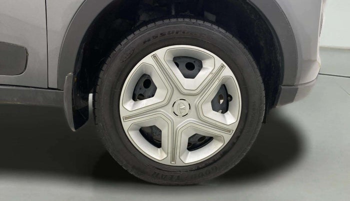 2022 Tata NEXON XM SUNROOF PETROL, Petrol, Manual, 34,082 km, Right Front Wheel