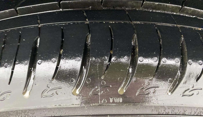 2021 Tata Safari XZ PLUS, Diesel, Manual, 51,349 km, Left Rear Tyre Tread