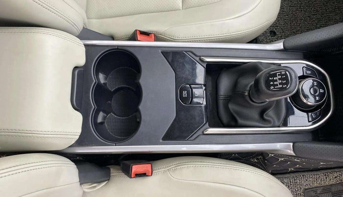 2021 Tata Safari XZ PLUS, Diesel, Manual, 51,349 km, Gear Lever