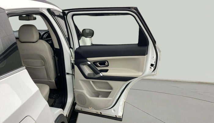 2021 Tata Safari XZ PLUS, Diesel, Manual, 51,349 km, RHS Rear Door
