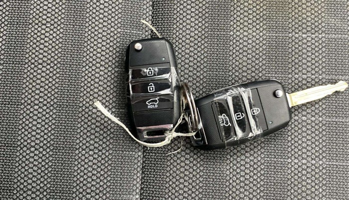 2023 KIA SONET HTK PLUS 1.2, Petrol, Manual, 40,363 km, Key Close Up