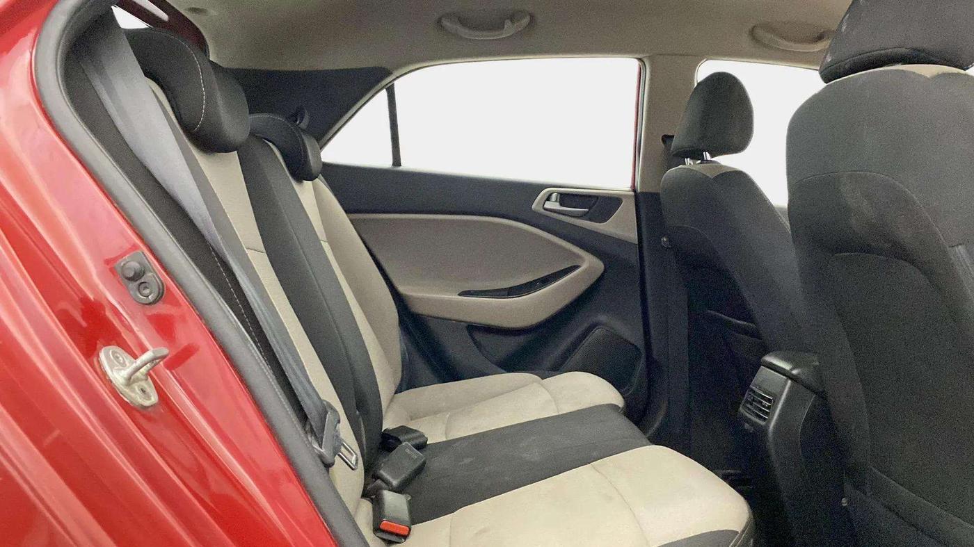 2014 Hyundai Elite i20 ASTA 1.2, Petrol, Manual, 73,129 km, Right Side Rear Door Cabin