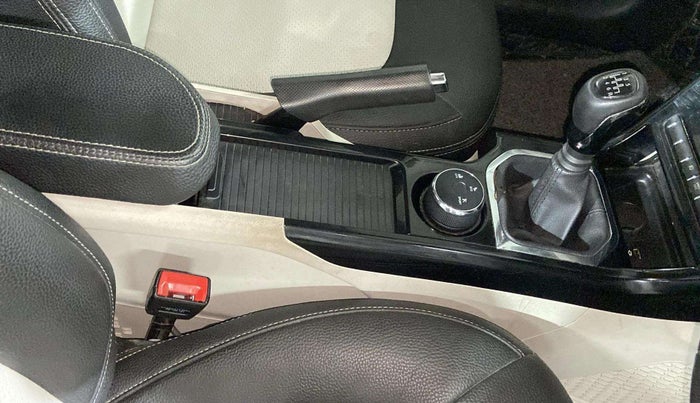 2021 Tata NEXON XZ PLUS DIESEL SUNROOF, Diesel, Manual, 78,254 km, Gear Lever