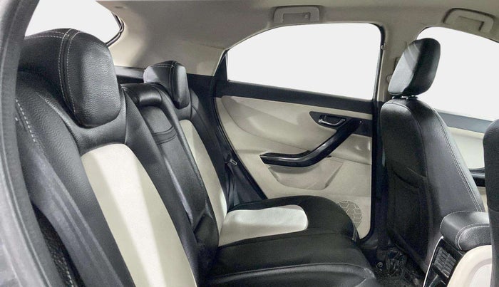 2021 Tata NEXON XZ PLUS DIESEL SUNROOF, Diesel, Manual, 78,254 km, Right Side Rear Door Cabin