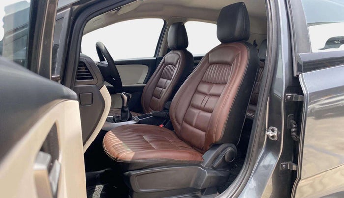 2024 Tata ALTROZ XZ CNG, CNG, Manual, 30,784 km, Right Side Front Door Cabin