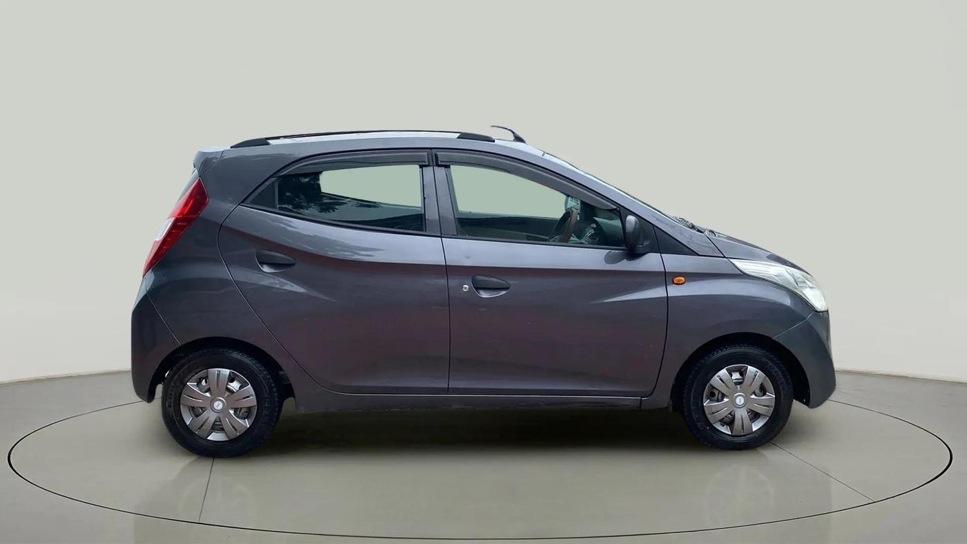 2014 Hyundai Eon ERA +, Petrol, Manual, 84,373 km, Right Side View