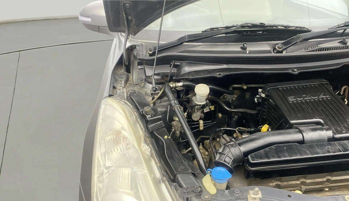 2013 Maruti Swift Dzire VXI, Petrol, Manual, 69,540 km, Engine View - Right