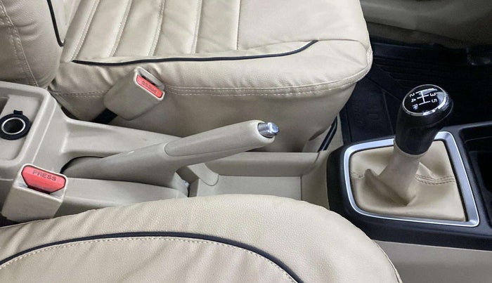 2017 Maruti Dzire ZXI, Petrol, Manual, 67,409 km, Gear Lever