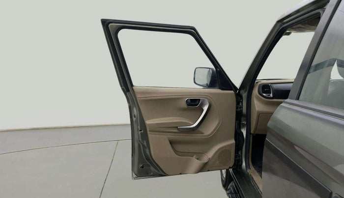 2022 Mahindra BOLERO NEO N 10 (O), Diesel, Manual, 31,988 km, LHS Front Door