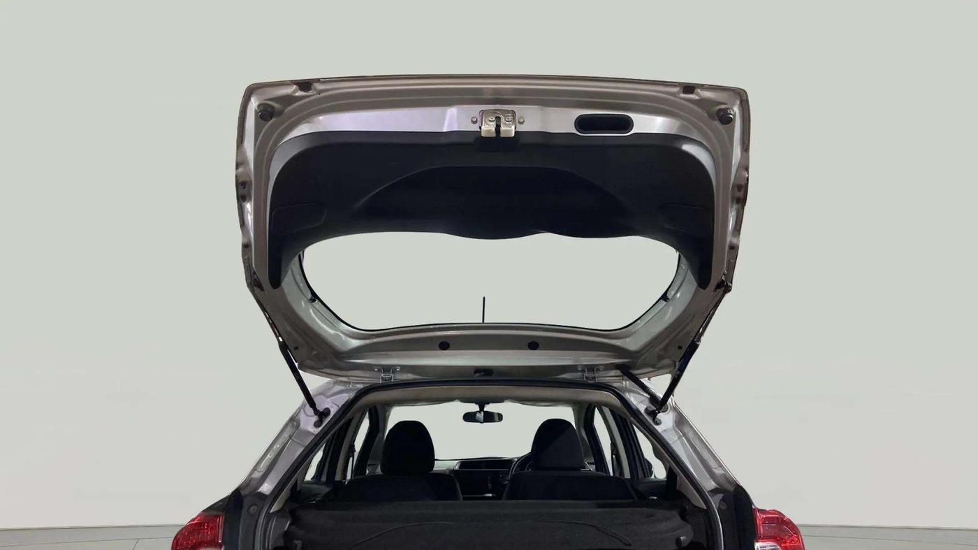2019 Honda WR-V 1.2L I-VTEC VX MT, Petrol, Manual, 35,143 km, Boot Door Open