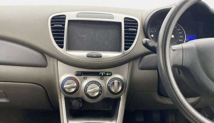 2015 Hyundai i10 MAGNA 1.1, Petrol, Manual, 70,346 km, Air Conditioner