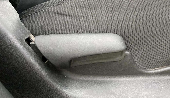 2018 Maruti Vitara Brezza VDI AMT, Diesel, Automatic, 49,650 km, Driver Side Adjustment Panel