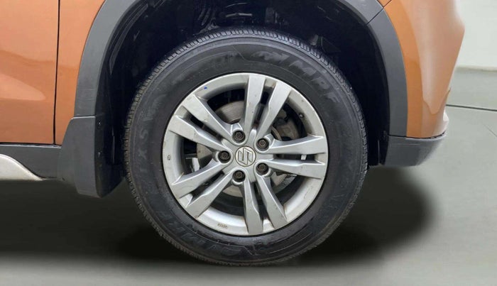 2018 Maruti Vitara Brezza VDI AMT, Diesel, Automatic, 49,650 km, Right Front Wheel