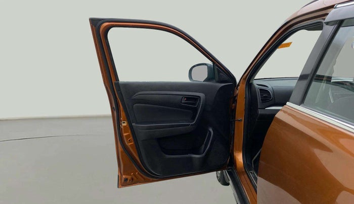 2018 Maruti Vitara Brezza VDI AMT, Diesel, Automatic, 49,650 km, LHS Front Door