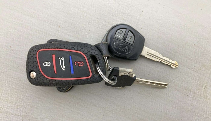 2018 Maruti Vitara Brezza VDI AMT, Diesel, Automatic, 49,650 km, Key Close Up