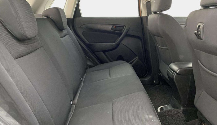 2018 Maruti Vitara Brezza VDI AMT, Diesel, Automatic, 49,650 km, Right Side Rear Door Cabin