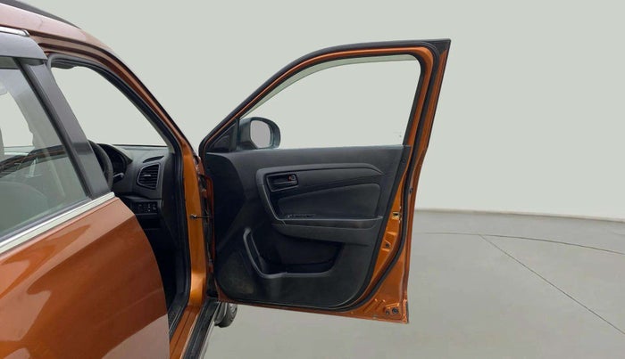 2018 Maruti Vitara Brezza VDI AMT, Diesel, Automatic, 49,650 km, RHS Front Door