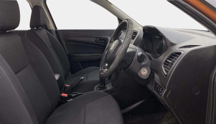 2018 Maruti Vitara Brezza VDI AMT, Diesel, Automatic, 49,650 km, Right Side Front Door Cabin