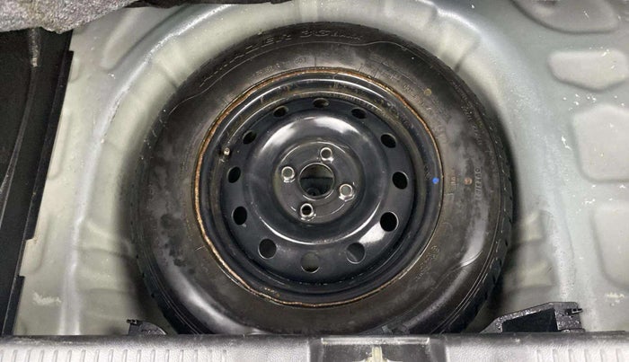 2019 Maruti Swift VXI, Petrol, Manual, 39,026 km, Spare Tyre