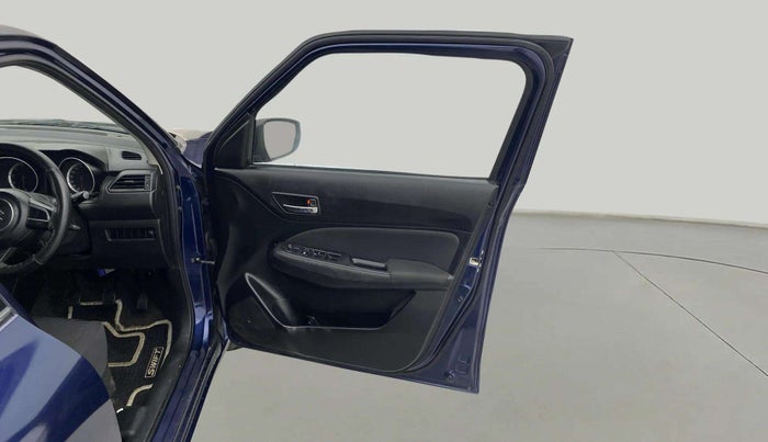 2019 Maruti Swift VXI, Petrol, Manual, 39,026 km, RHS Front Door