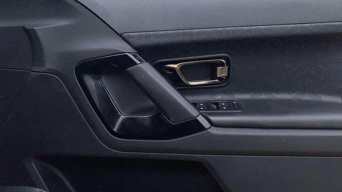 2022 Tata Harrier FEARLESS PLUS DARK EDITION AT, Diesel, Automatic, 60,757 km, Driver Side Door Panels Control