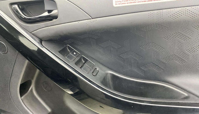 2021 Tata NEXON XZA PLUS (O) DIESEL DARK EDITION, Diesel, Automatic, 39,998 km, Driver Side Door Panels Control