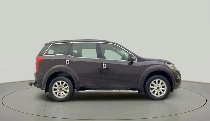2015 Mahindra XUV500 W10, Diesel, Manual, 1,19,347 km, Right Side View