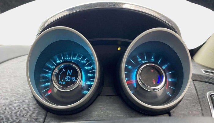 2015 Mahindra XUV500 W10, Diesel, Manual, 1,19,347 km, Odometer Image