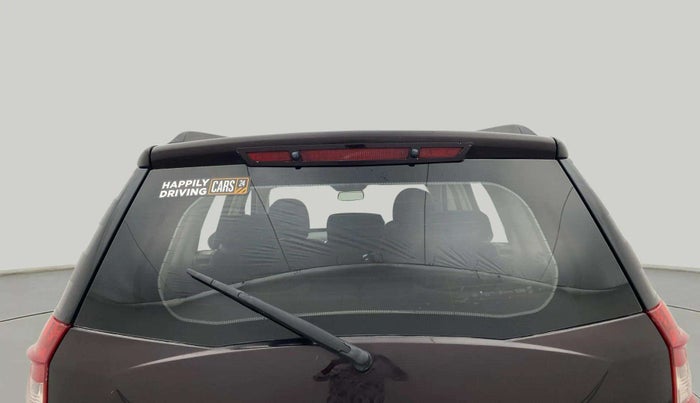 2015 Mahindra XUV500 W10, Diesel, Manual, 1,19,347 km, Rear Windshield