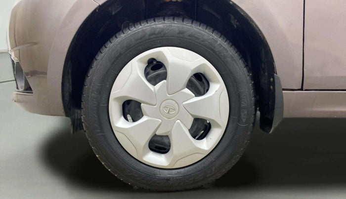 2018 Tata Tiago XT PETROL, Petrol, Manual, 26,198 km, Left Front Wheel