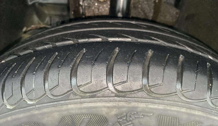 2018 Tata Tiago XT PETROL, Petrol, Manual, 26,198 km, Left Front Tyre Tread