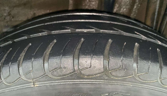 2018 Tata Tiago XT PETROL, Petrol, Manual, 26,198 km, Left Rear Tyre Tread