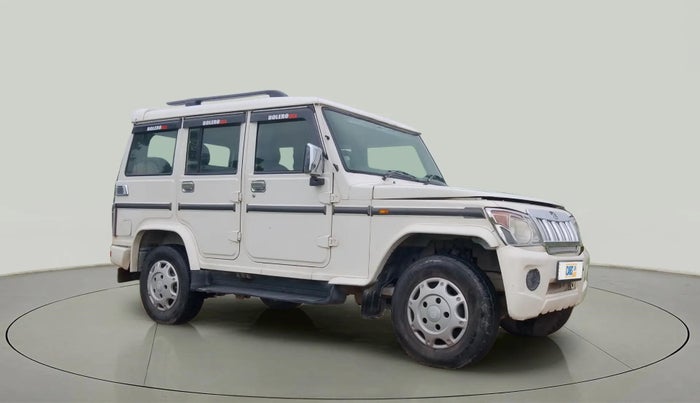 2019 Mahindra Bolero POWER PLUS SLX, CNG, Manual, 63,220 km, Right Front Diagonal