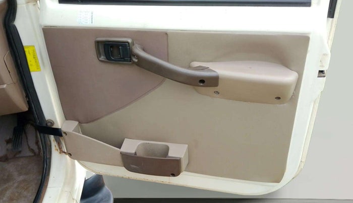 2019 Mahindra Bolero POWER PLUS SLX, CNG, Manual, 63,220 km, Driver Side Door Panels Control