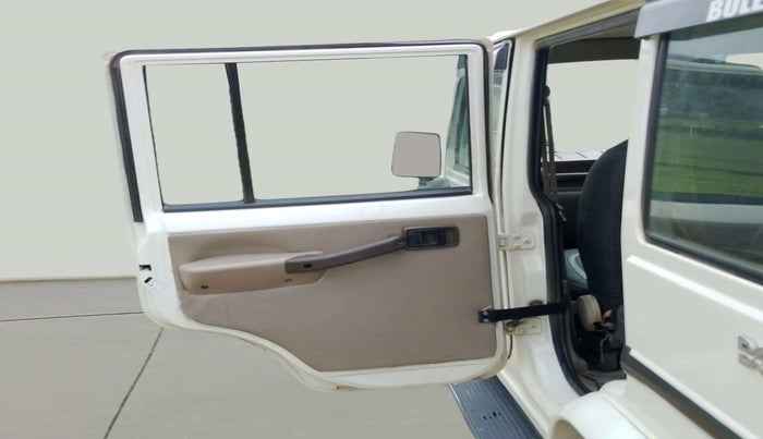 2019 Mahindra Bolero POWER PLUS SLX, CNG, Manual, 63,220 km, LHS Rear Door